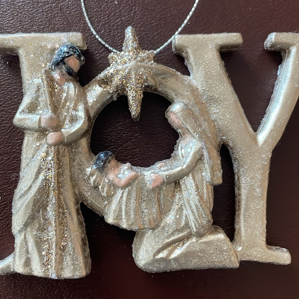 Robert Stanley The Promise of Christmas JOY Nativity Ornament - Picture 2 of 3